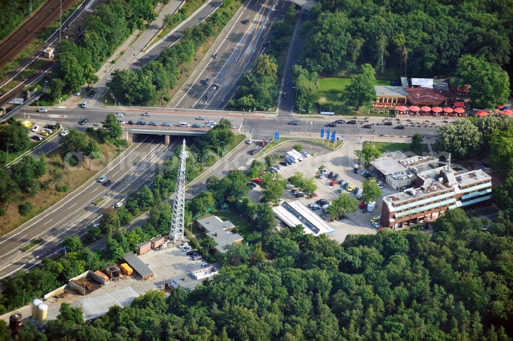 Aerial photograph Berlin - Motorway service area Grunewald at the highway 115, the Spinner bridge and the motorbike haunt in the district Nikolassee of Berlin-Zehlendorf