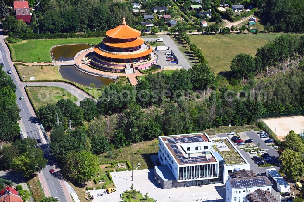 Aerial image Hohen Neuendorf - Town Hall building of the city administration on Triftstrasse in Hohen Neuendorf in the state Brandenburg, Germany