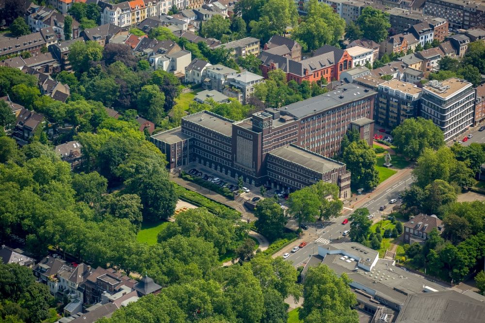 Aerial image Oberhausen - City Hall and new office building of Babcock Pension Fund in Oberhausen in North Rhine-Westphalia, Germany