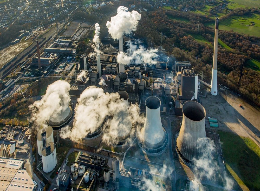 Aerial image Gelsenkirchen - View of the powerhouse Scholven in Gelsenkirchen in the state North Rhine-Westphalia