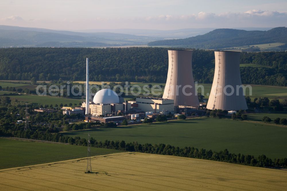 Grohnde from the bird's eye view: Reactor blocks, cooling tower structures and facilities of the nuclear power plant in Grohnde in the state of Lower Saxony, Germany