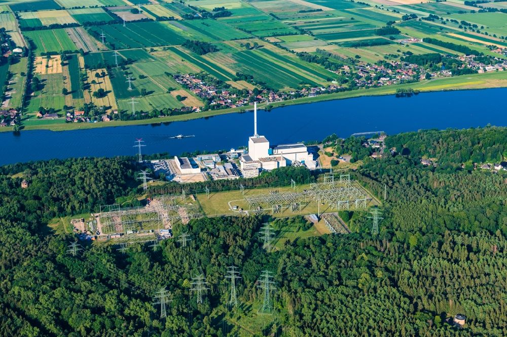 Geesthacht from the bird's eye view: Building remains of the reactor units and facilities of the NPP nuclear power plant Kruemmel in Geesthacht in the state Schleswig-Holstein, Germany