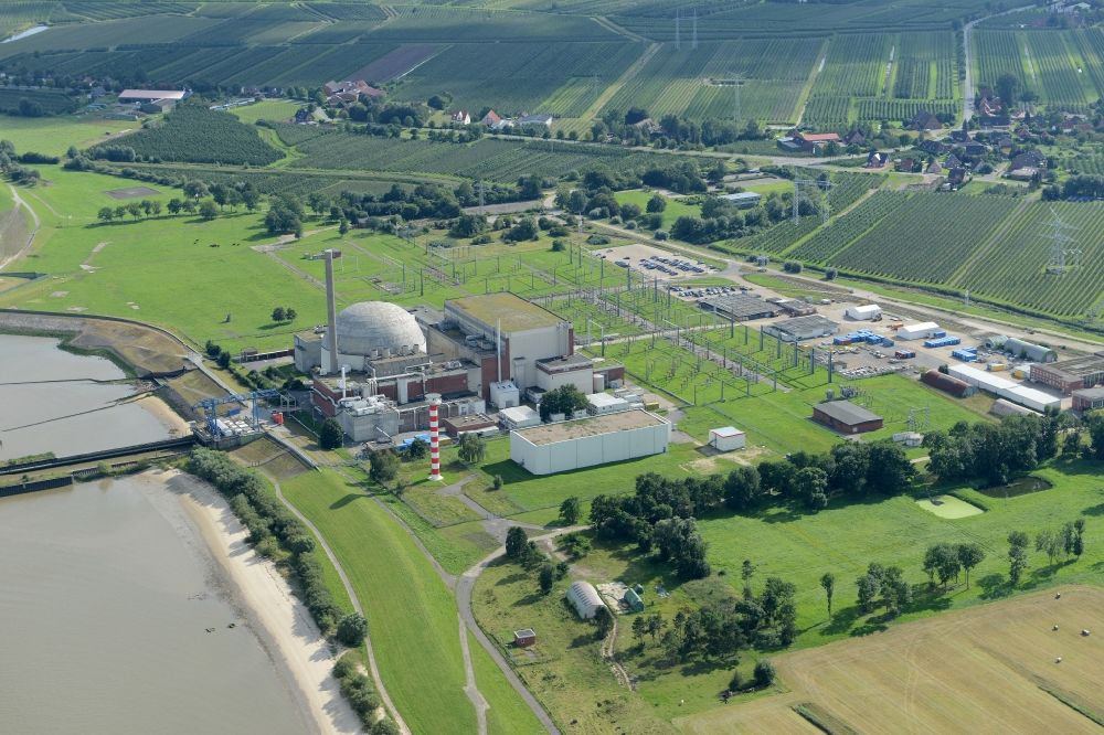 Stade from the bird's eye view: Building the reactor units and systems of the NPP nuclear power plant in Stadersand in the state Lower Saxony