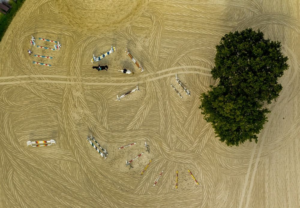 Aerial photograph Halver - View of a horse riding farm in Halver in the state North Rhine-Westphalia