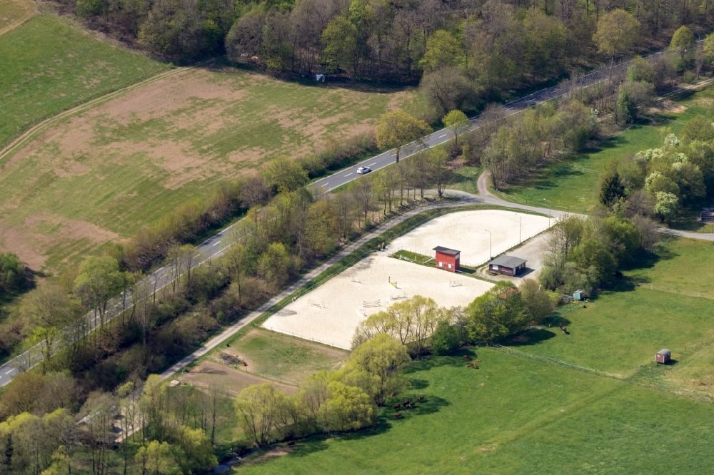 Netphen from above - Equestrian training ground and tournament training gallery in the district Deuz in Netphen in the state North Rhine-Westphalia, Germany