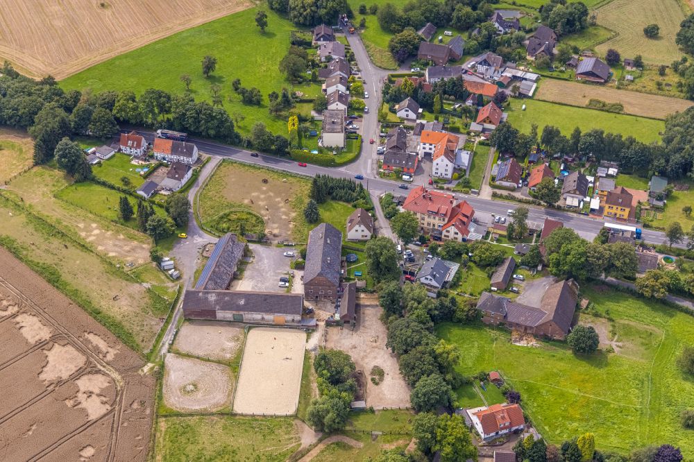 Aerial photograph Strickherdicke - Building of stables in Strickherdicke in the state North Rhine-Westphalia, Germany
