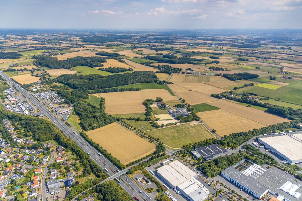Aerial photograph Hamm - Building of stables of Reiterverein Rhynern e.V. on street Holthoefener Weg in Hamm at Ruhrgebiet in the state North Rhine-Westphalia, Germany