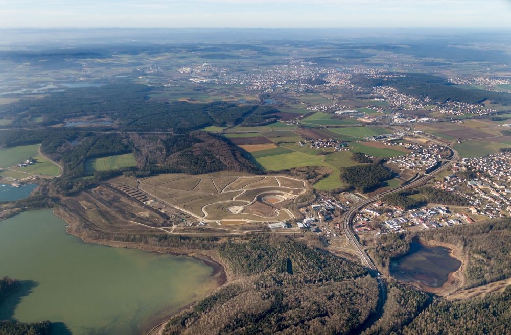 Aerial image Wackersdorf - Renovation, sealing and restoration work on the site of the refurbished landfill Deponie Westfeld in Wackersdorf in the state Bavaria, Germany