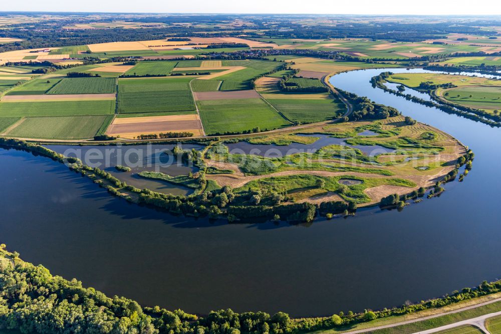 Aerial photograph Aholfing - Renaturation measures with flooding and excavations on the shore areas of the river Danube with polders in Aholfing in the state Bavaria, Germany