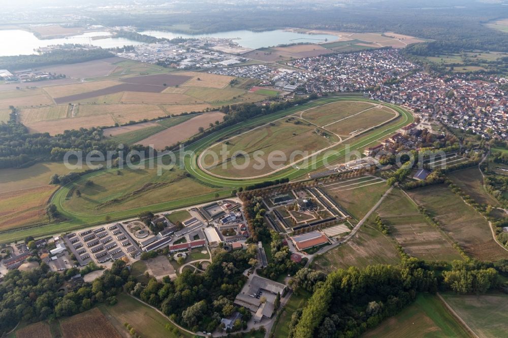 Aerial photograph Iffezheim - Racetrack racecourse - trotting Rennbahn Iffezheim in Iffezheim in the state Baden-Wuerttemberg, Germany