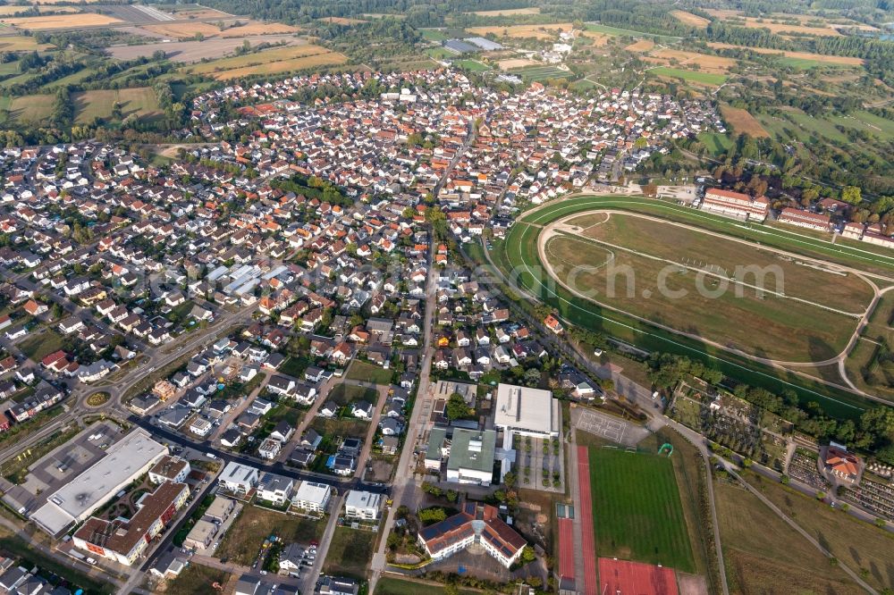 Iffezheim from the bird's eye view: Racetrack racecourse - trotting Rennbahn Iffezheim in Iffezheim in the state Baden-Wuerttemberg, Germany
