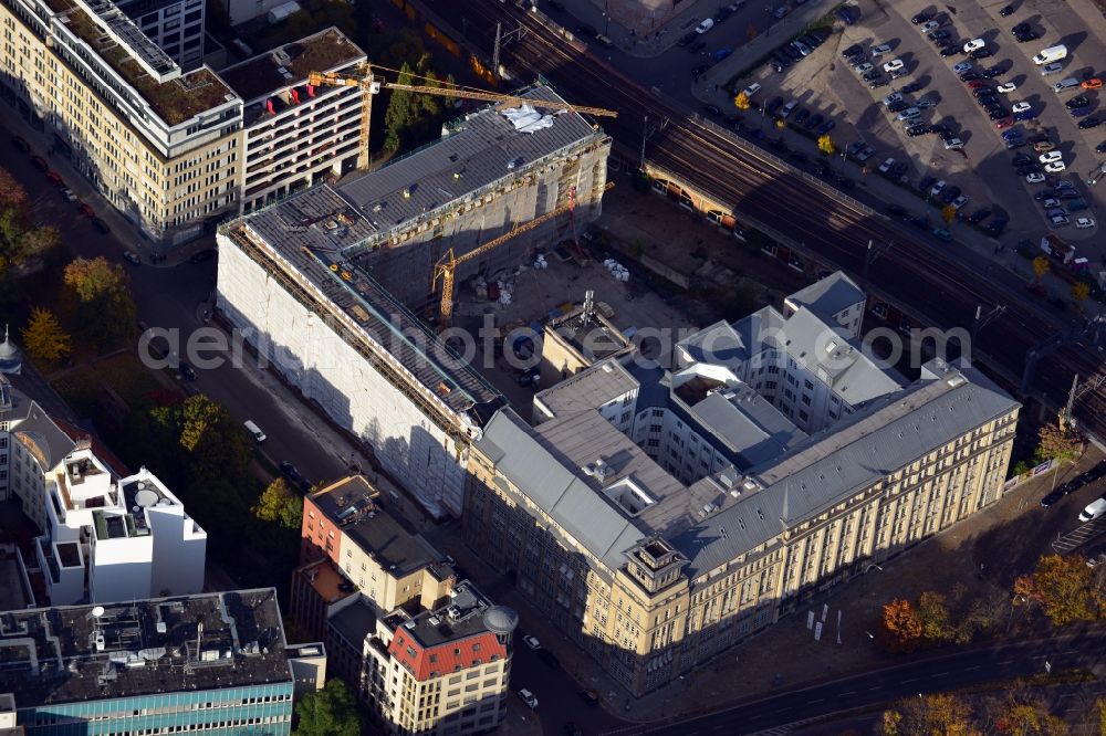 Aerial photograph Berlin - Construction work at the office building Schicklerhaus at Littenstraße in Berlin-Mitte. The complex was built in 1910 in neo-classical style, and features office space for Daimler Group Services GmbH Berlin and the service company Vamed Germany GmbH as well as the German Travel Association (DRV)