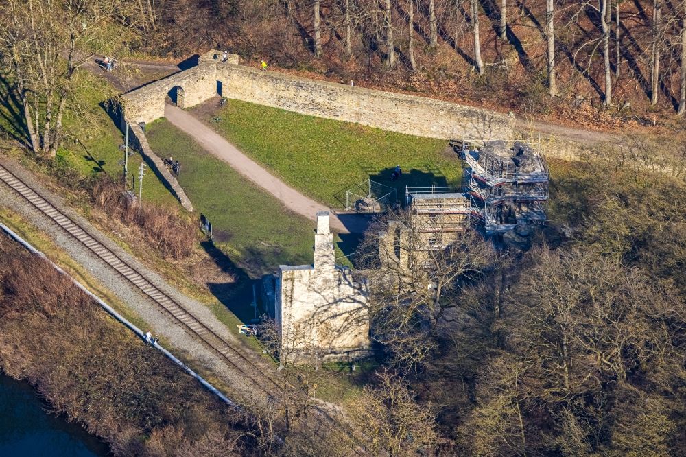 Herbede from the bird's eye view: Restoration work on the ruins of the former castle and fortress Burgruine Hardenstein in Herbede in the Ruhr area in the state North Rhine-Westphalia, Germany