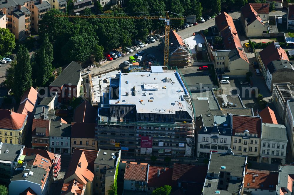 Aerial image Brandenburg an der Havel - Revitalization and expansion construction at the building complex of the shopping center Flakowksi-Haus on Hauptstrasse in Brandenburg an der Havel in the state Brandenburg, Germany