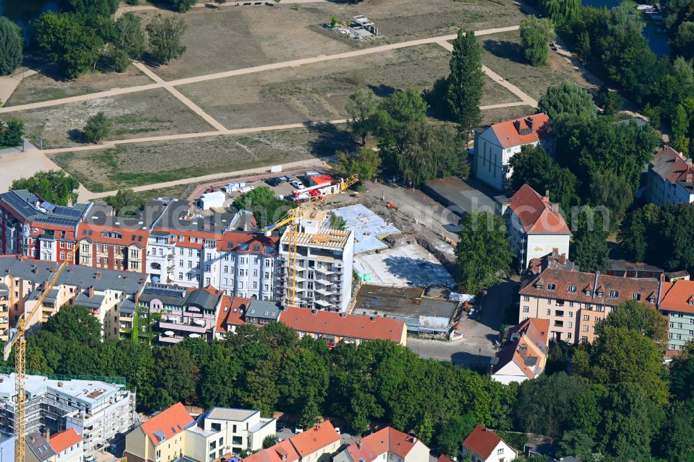 Brandenburg an der Havel from the bird's eye view: Revitalization and expansion construction at the building complex of the shopping center Flakowksi-Haus on Hauptstrasse in Brandenburg an der Havel in the state Brandenburg, Germany