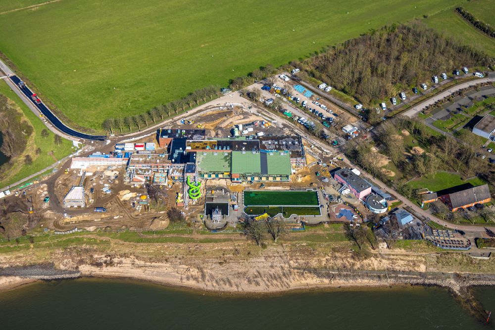 Aerial image Wesel - Construction site for the modernization, renovation and conversion of the swimming pool of the outdoor pool Rheinbad in Wesel at Ruhrgebiet in the state North Rhine-Westphalia, Germany