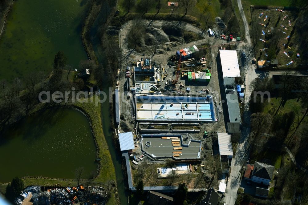 Aerial image Mindelheim - Construction site for the modernization, renovation and conversion of the swimming pool of the outdoor pool on Tiergartenstrasse in Mindelheim in the state Bavaria, Germany