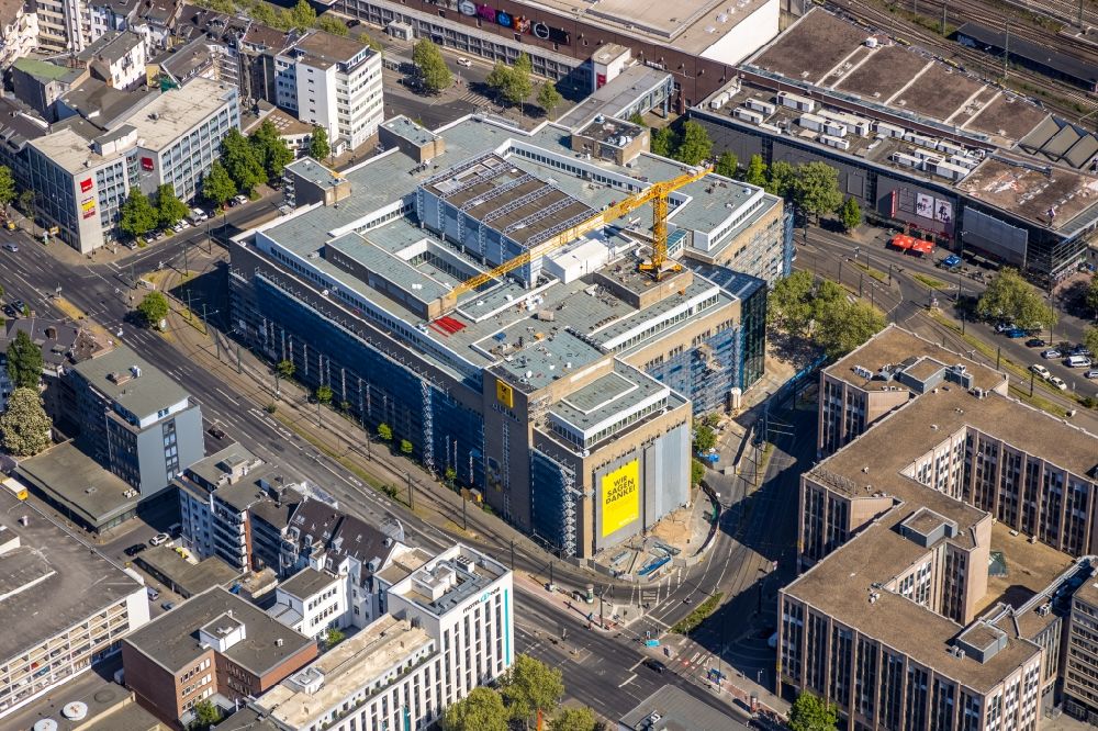 Düsseldorf from above - New extension to the building of the cinema - cinemas and movie theater UFA Palast in the district Stadtmitte in Duesseldorf in the state North Rhine-Westphalia, Germany