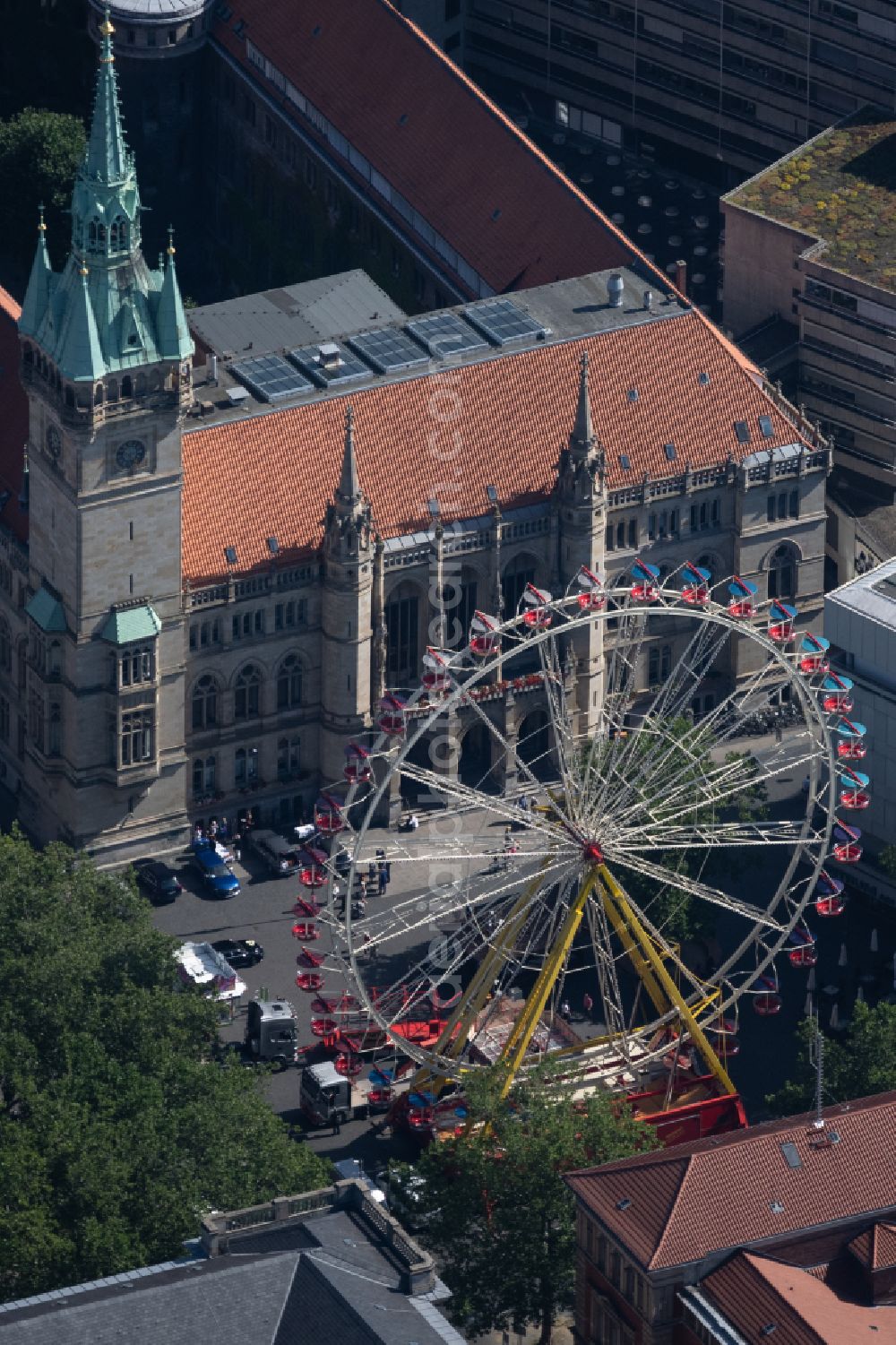 Aerial image Braunschweig - Ferris wheel in Brunswick in the state Lower Saxony, Germany