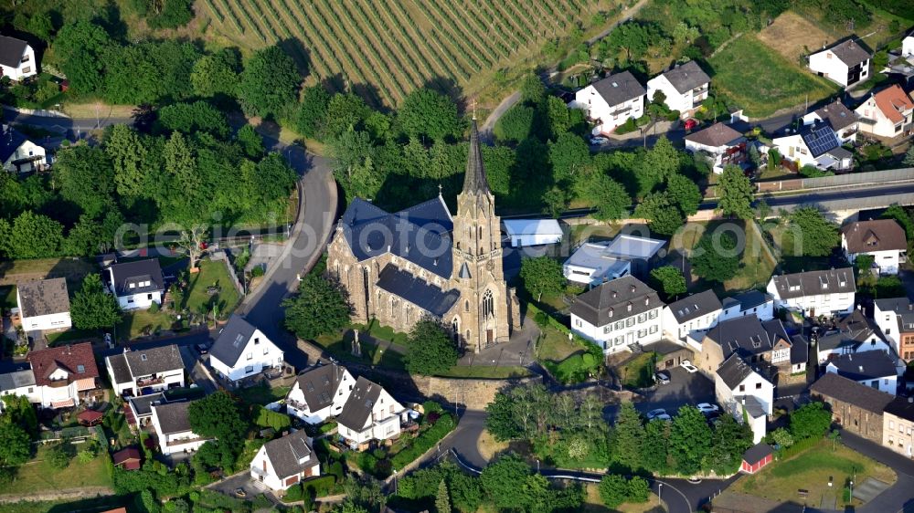 Aerial photograph Rheinbrohl - Roman Catholic Parish Church of St. Suitbert in Rheinbrohl in the state Rhineland-Palatinate, Germany