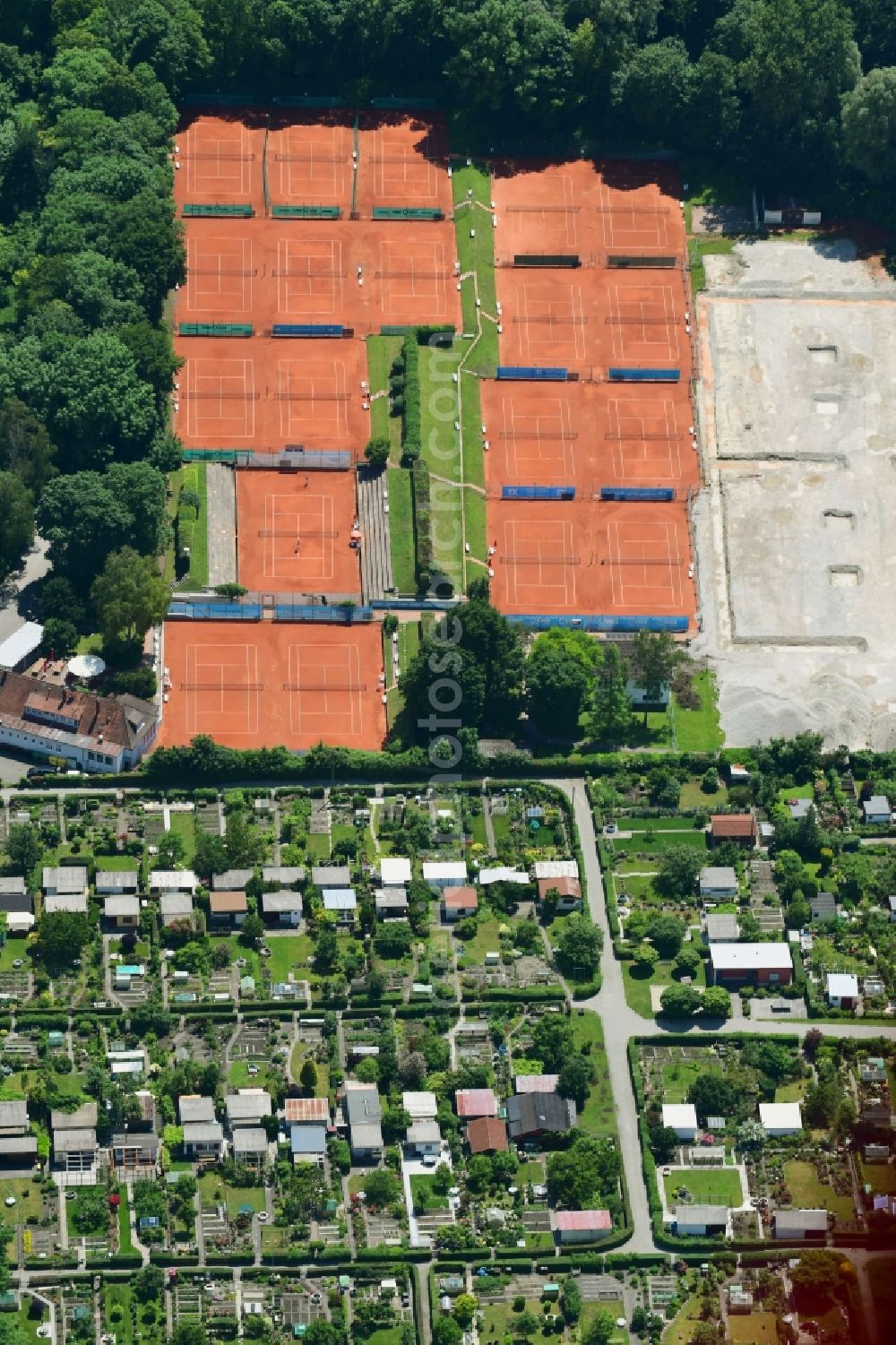 Augsburg from above - Tennis court sports field of TC Augsburg on Professor-Steinbacher-Strasse in Augsburg in the state Bavaria, Germany