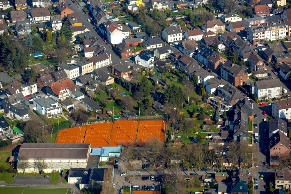 Aerial image Oberhausen - Tennis court sports field des TuS Alstaden 1887/97 e.V. in Oberhausen in the state North Rhine-Westphalia
