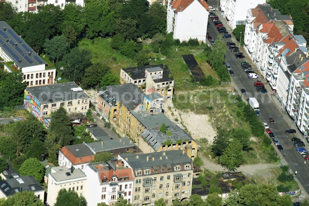 Aerial image Leipzig - Ruins of the former factory - building destrict Connewitz in Leipzig in the state Saxony