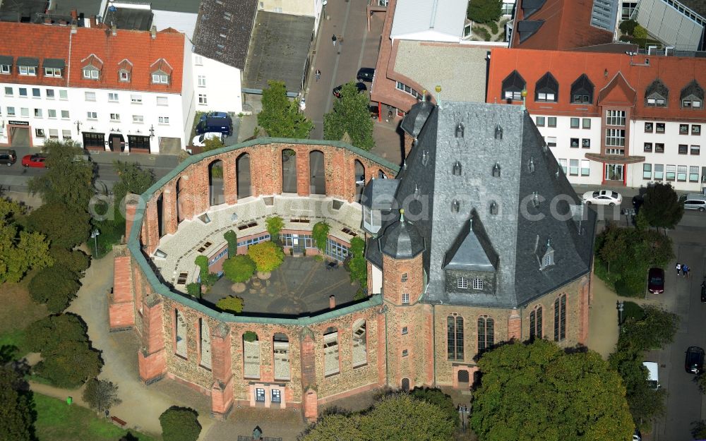 Aerial image Hanau - Ruins of church building Wallonisch-Niederlaendische Kirche Franz. Allee in Hanau in the state Hesse