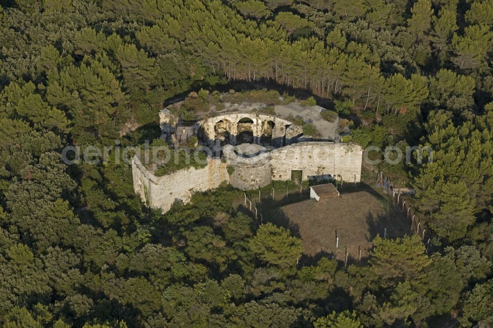 Pula from above - Ruins and vestiges of the former castle Fort Grosso in Pula in Istirien - Istarska zupanija, Croatia