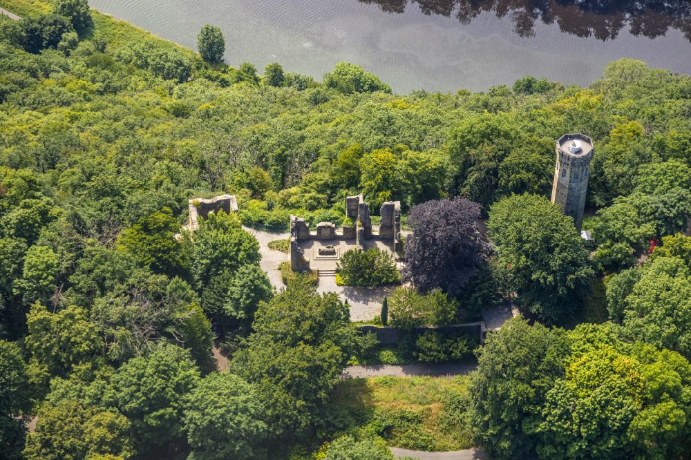 Aerial image Syburg - Ruins and vestiges of the former castle Ruine Hohensyburg with Vincketurm on street Hohensyburgstrasse in Syburg in the state North Rhine-Westphalia, Germany