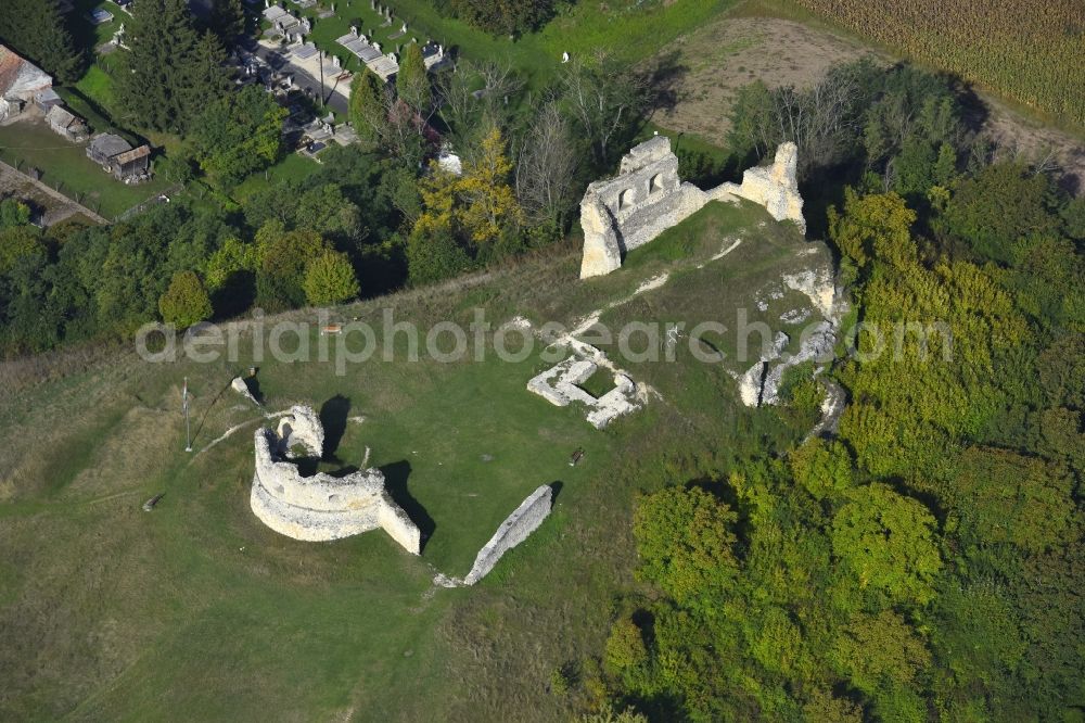 Aerial photograph Döbrönte - Ruins and vestiges of the former castle SzarvaskA? Castle ruins in Doebroente in Wesprim, Hungary
