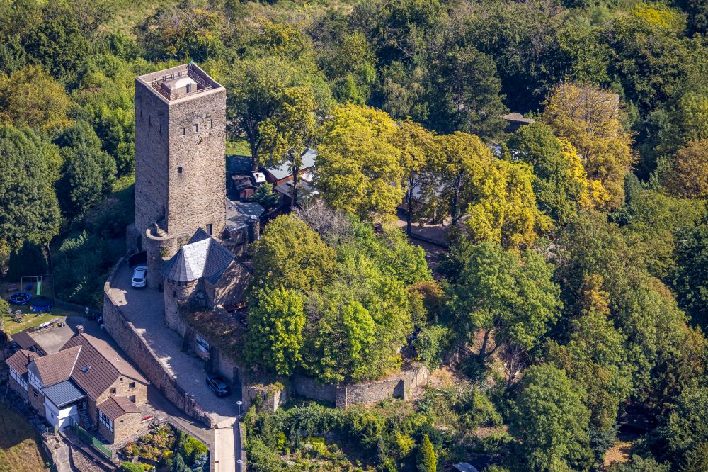 Aerial photograph Hattingen - Ruins and vestiges of the former castle Blankstein and festivals in Hattingen in North Rhine-Westphalia