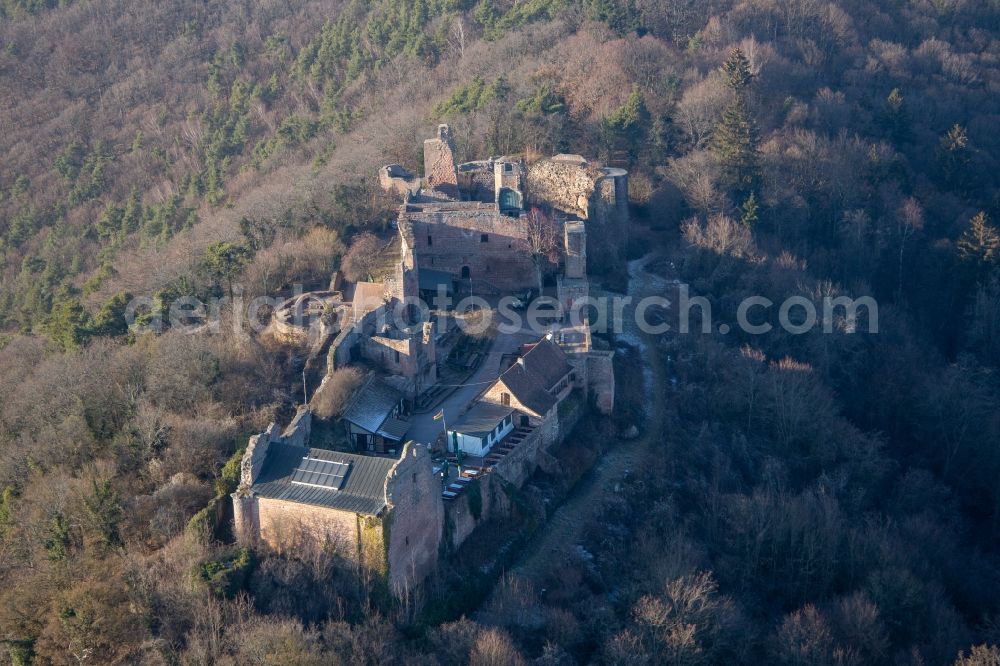 Aerial photograph Eschbach - Ruins and vestiges of the former castle and fortress Burgruine Madenburg in Eschbach in the state Rhineland-Palatinate