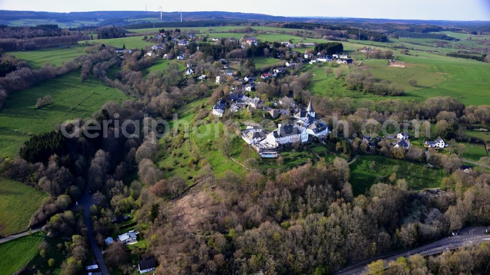 Aerial photograph Kronenburg - Ruins and vestiges of the former castle in Kronenburg in the state North Rhine-Westphalia, Germany