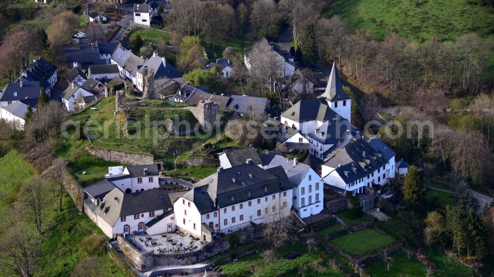 Kronenburg from the bird's eye view: Ruins and vestiges of the former castle in Kronenburg in the state North Rhine-Westphalia, Germany