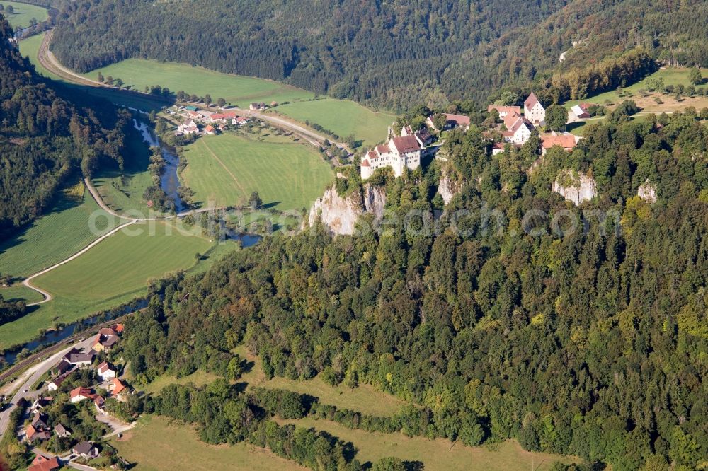 Beuron from the bird's eye view: Ruins and vestiges of the former castle and fortress Ruine Schloss Hausen in Tal above the valley of the Danube in Beuron in the state Baden-Wuerttemberg, Germany