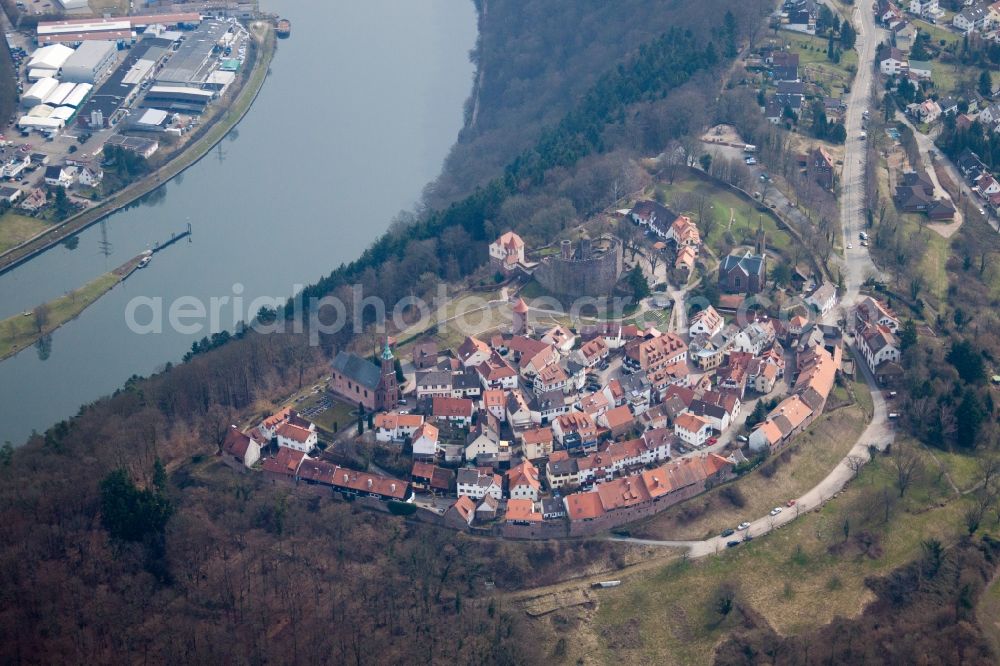 Aerial photograph Neckargemünd - Ruins and vestiges of the former castle and fortress Dilsberg in the district Dilsberg in Neckargemuend in the state Baden-Wuerttemberg