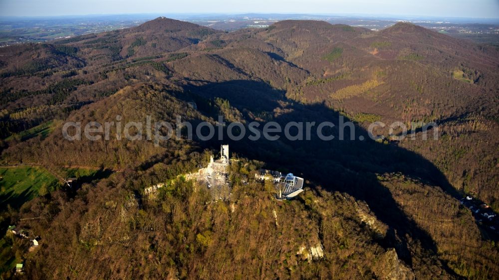 Königswinter from above - Ruins and vestiges of the former castle and fortress with scaffolding for renovation and the restaurant Drachenfels on Drachenfels in Koenigswinter in the state North Rhine-Westphalia, Germany