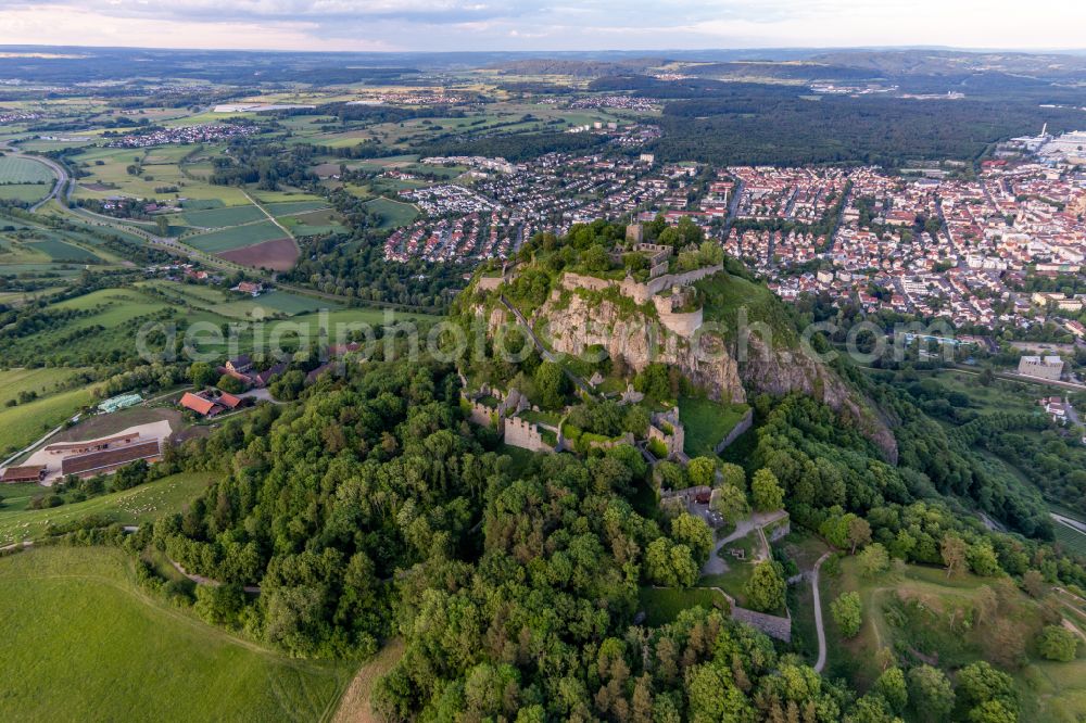 Singen (Hohentwiel) from the bird's eye view: Ruins and vestiges of the former castle Hohentwiel in Singen (Hohentwiel) in the state Baden-Wuerttemberg, Germany