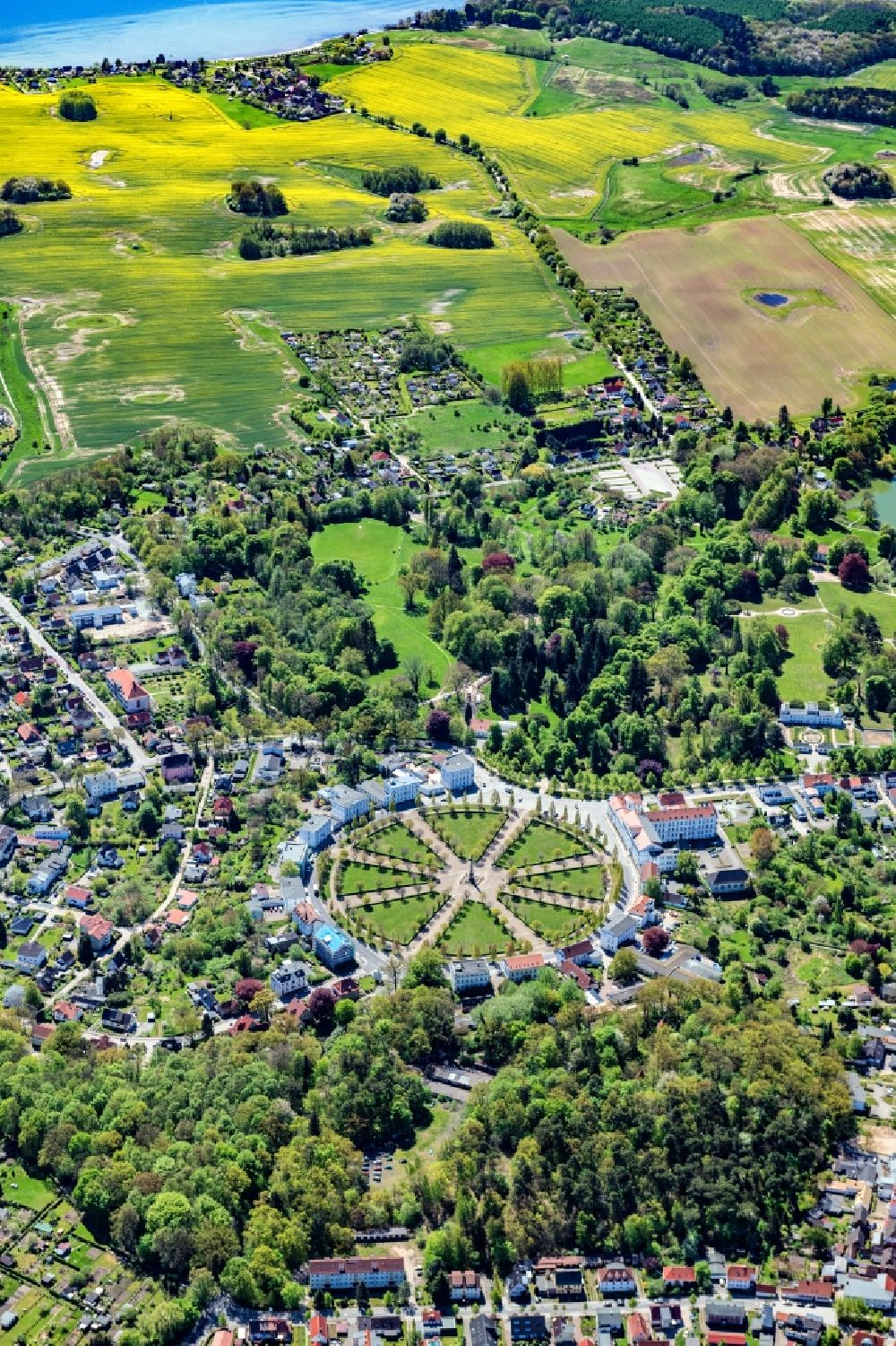 Putbus from above - Round park Circus in the district of Pastitz in Putbus in the federal state Mecklenburg-West Pomerania