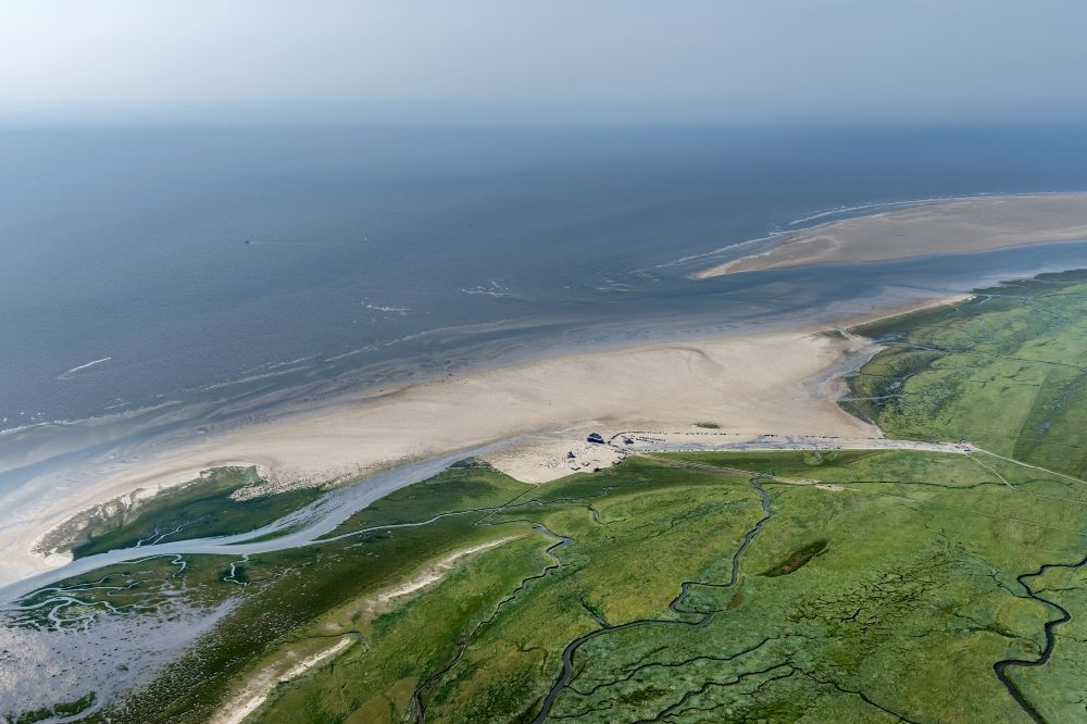Sankt Peter-Ording from above - Salt marsh landscape on the North Sea - coast in the district Sankt Peter-Ording Pfahlbauten in Sankt Peter-Ording in the state Schleswig-Holstein