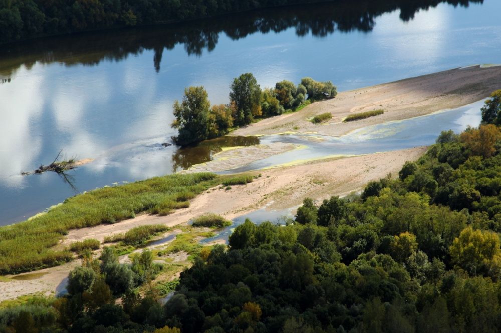 Saint-Patrice from above - Sandbank- land area by flow under the river water surface in the Loire in Saumur in Pays de la Loire, France