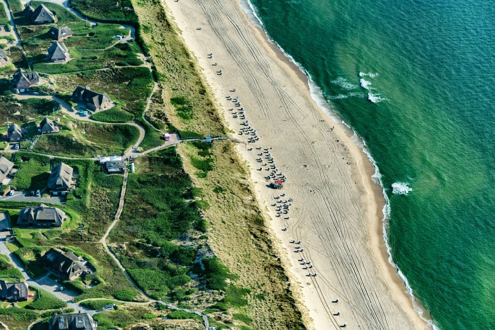 Aerial image Sylt - Beach landscape along the bei of Strandmuschel in the district Rantum (Sylt) in Sylt on Island Sylt in the state Schleswig-Holstein, Germany