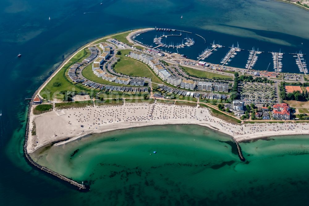 Aerial photograph Fehmarn - Sandy beach landscape with holiday homes and marina in Burgtiefe on Fehmarn in the state Schleswig-Holstein, Germany