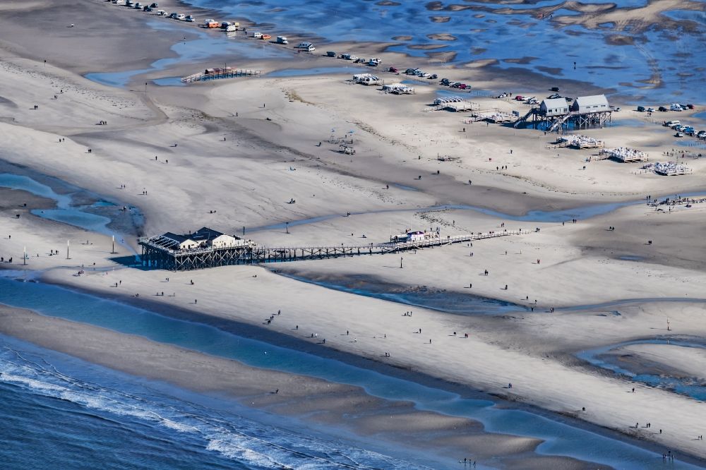 Aerial image Sankt Peter-Ording - Beach landscape on the North Sea coast in the district Sankt Peter-Ording in Sankt Peter-Ording in the state Schleswig-Holstein