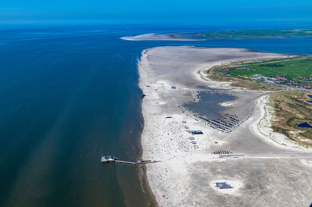 Aerial image Sankt Peter-Ording - Sandy beach landscape on the North Sea - coast in the district of Sankt Peter-Ording in Schleswig-Holstein