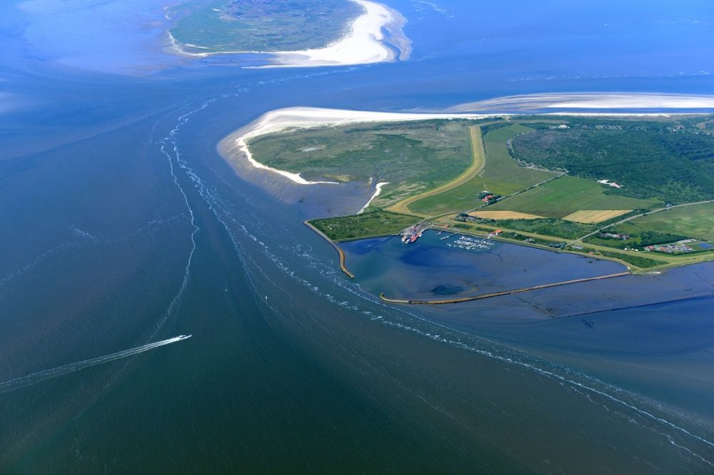 Aerial image Langeoog - Beach landscape on the North Sea in Langeoog in the state Lower Saxony