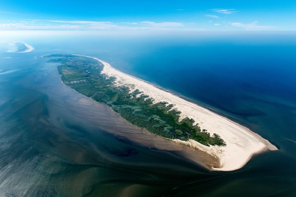 Aerial photograph Norderney - Beach landscape on the North Sea to island Norderney in the state Lower Saxony