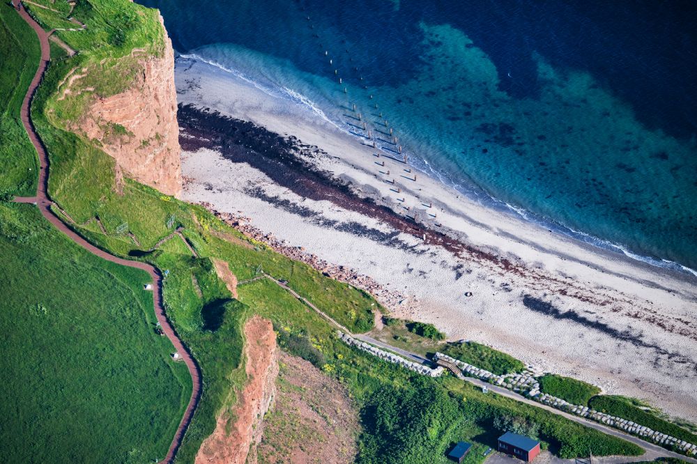 Aerial photograph Helgoland - Sandy beach landscape Nordstrand at the former Lorenbahn in Heligoland in the state Schleswig-Holstein, Germany