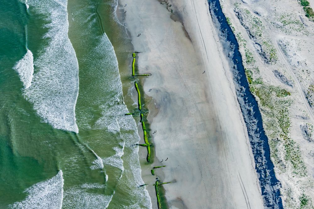 Aerial photograph Norderney - Sandy beach landscape on the northern beach on the island of Norderney in the state of Lower Saxony, Germany